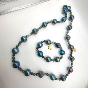 Jewelry Set for women. Necklace and bracelet. Light weight stretchy amazing